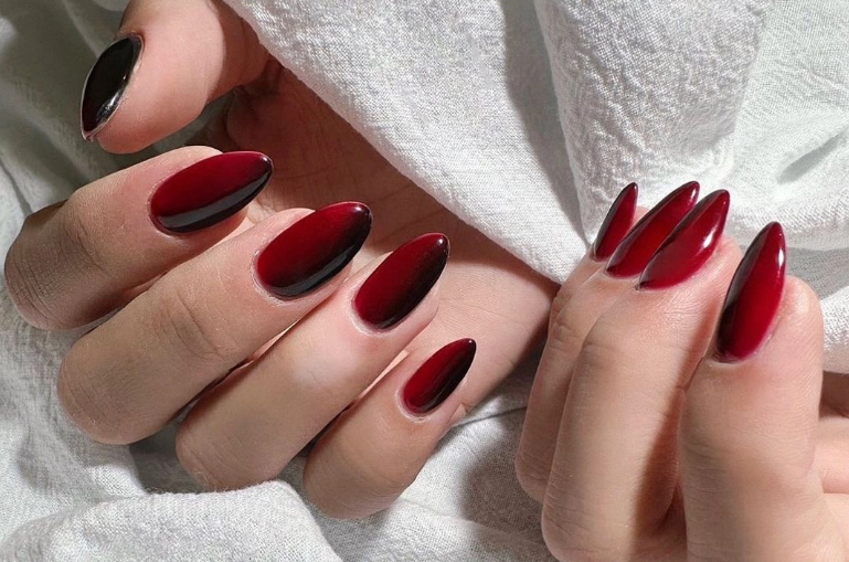 90+ mẫu nail đen cá tính, sang chảnh cho cô nàng sành điệu