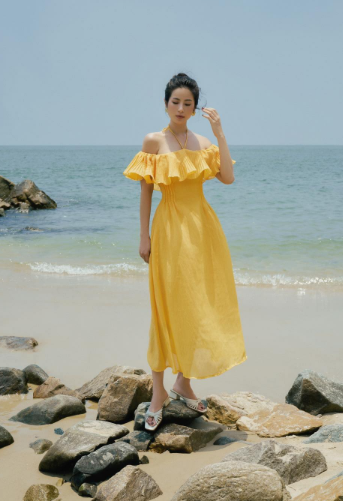 Váy đi biển 2021 màu vàng nổi bật nữ tính - Migu Shop