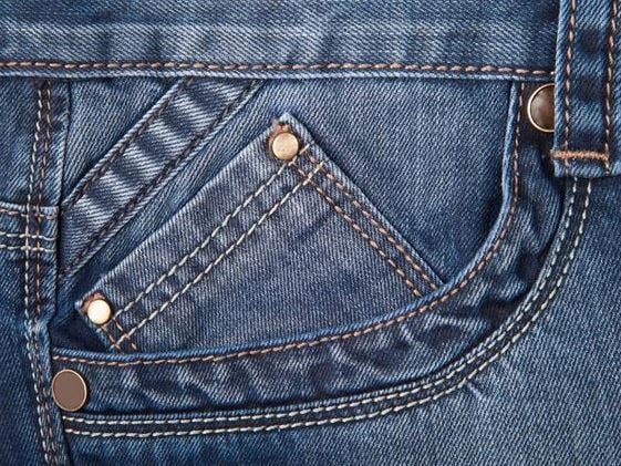 Vì sao quần jeans luôn có một chiếc túi siêu nhỏ: Tác dụng thực sự của nó không phải ai cũng biết
