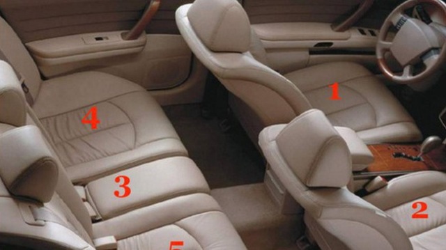 Đâu là nơi an toàn nhất để ngồi trong ô tô? Ai không biết là thiệt