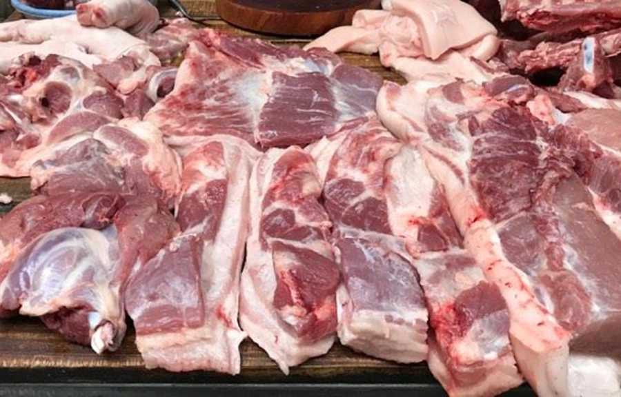 Để thịt lợn tự đào thải độc tố: Luộc thịt thả thứ này vào là yên tâm ăn