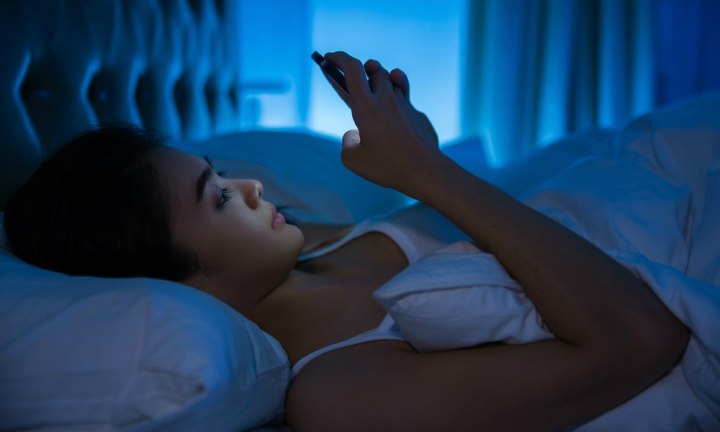 Bật 1 nút này trên điện thoại trước khi ngủ: Dùng bền hơn rất nhiều, không hại người