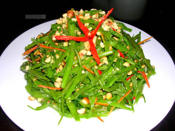 How to make water spinach salad without darkening
