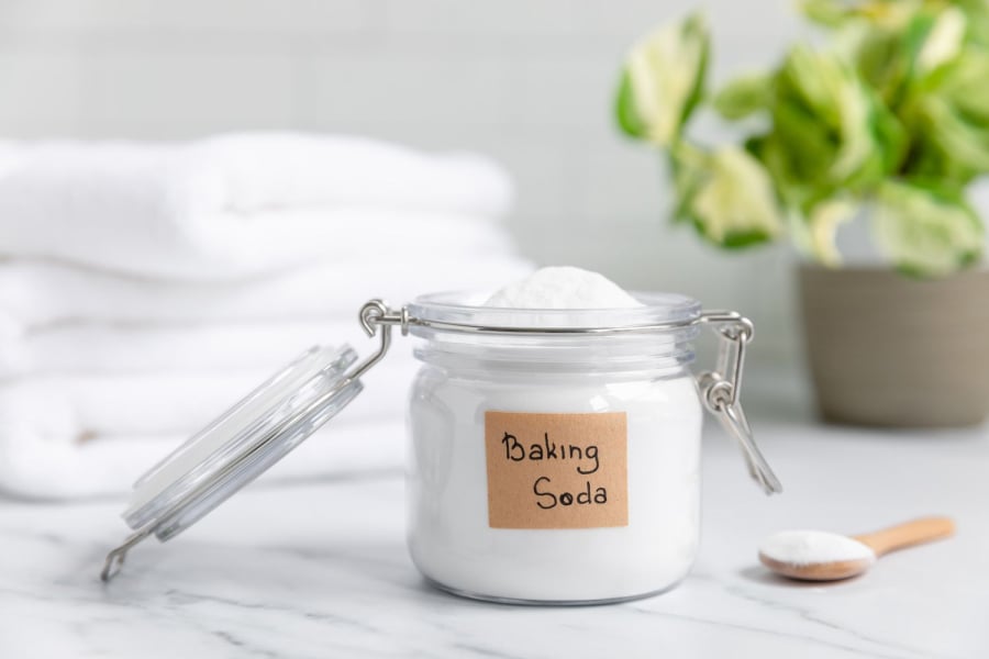 Baking soda có khả năng làm trắng răng.