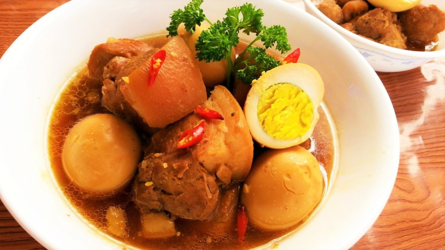 bi-quyet-de-co-mot-noi-thit-kho-tau-ngon-dung-dieu-trong-nam-moi-tet-den-cho-cac-chi-em-noi-tro-6