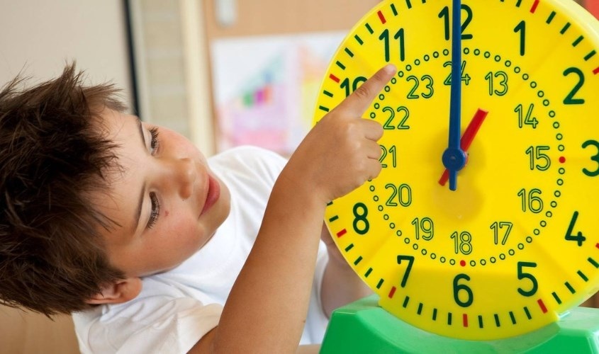 3 khung giờ tốt nhất cho trẻ học bài nhanh chóng, nhớ lâu