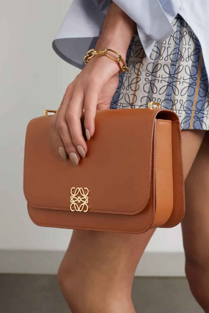 10 chiếc túi tối giản dành cho các cô nàng minimalism