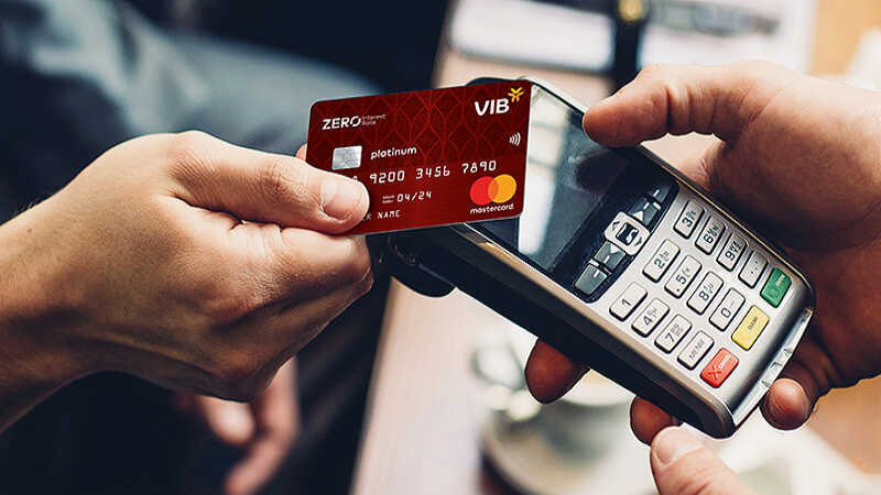 Về việc nên mở bao nhiêu thẻ tín dụng, trước tiên phải xem xét về kỷ luật trong chi tiêu của mỗi cá nhân thế nào. 