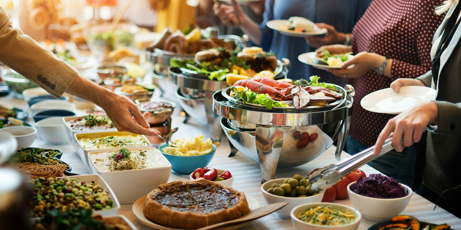 Tiệc buffet là một trong những phong cách ăn mà chúng ta thường gặp trong cuộc sống hàng ngày.
