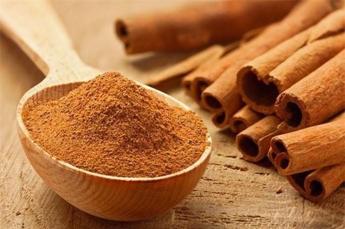 Using cinnamon for beauty is loved by many women.