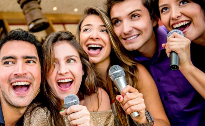 Ca hát giúp tăng nồng độ hormone vui vẻ 