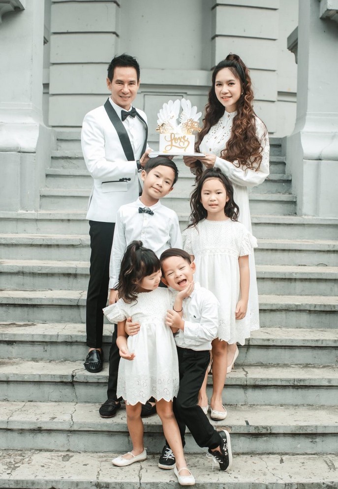Gia đình hạnh phúc hiện tại của Lý Hải và Minh Hà