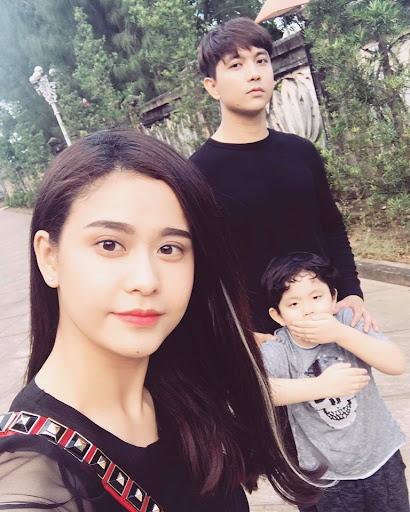 Gia đình hạnh phúc trước đây của Tim và Trương Quỳnh Anh