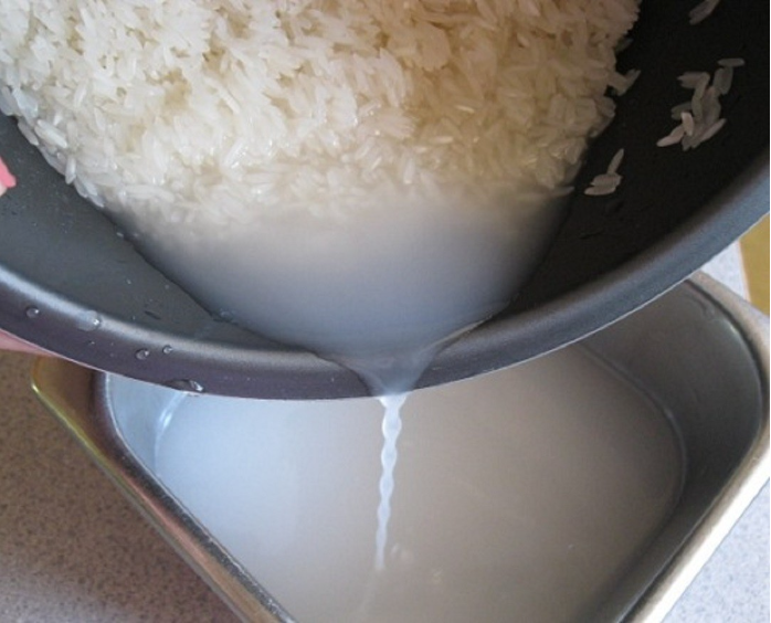 Nước vo gạo mang nhiều lợi ích.