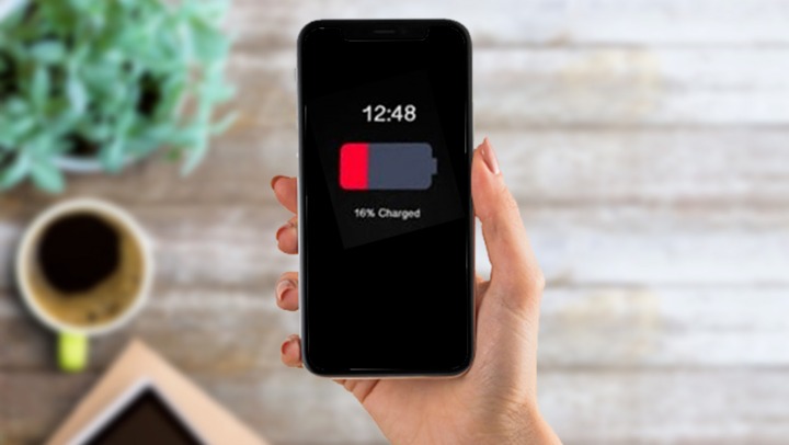 Nếu bạn đã sử dụng iPhone trong một thời gian dài hoặc không chú ý đến việc quản lý pin, có thể bạn sẽ phải đối mặt với tình trạng pin hết sạch sau một đêm sạc mặc dù không sử dụng.