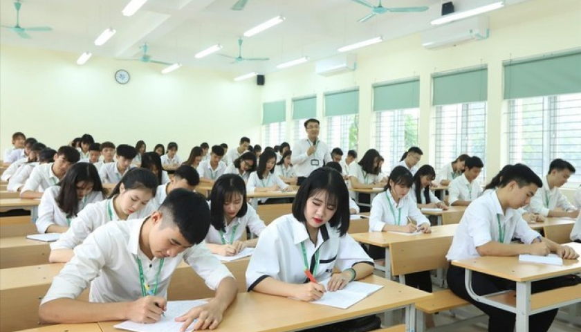 Nhiều ngành học khác thuộc nhóm đối tượng miễn giảm toàn bộ học phí trong toàn bộ khóa học.