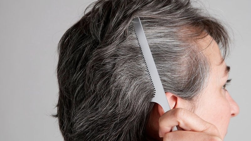 Thay đổi sinh hoạt một cách lành mạnh giúp ngăn ngừa tình trạng tóc bạc sớm.