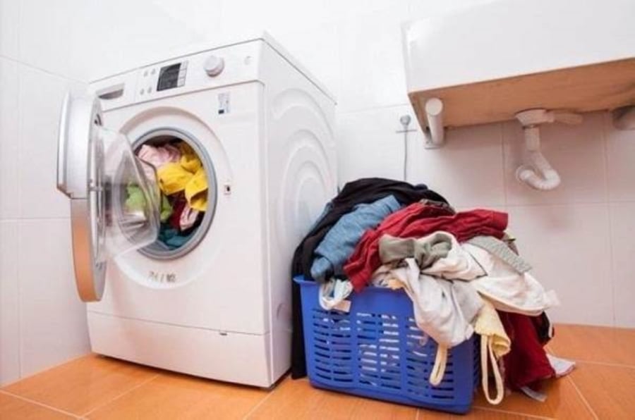 Giặt đồ lót chung với quần áo thường