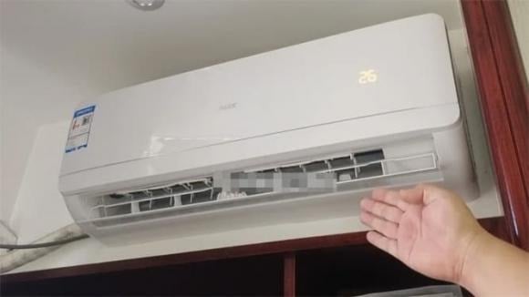 Một giải pháp đơn giản và hiệu quả là tăng độ ẩm cho không khí trong phòng. 