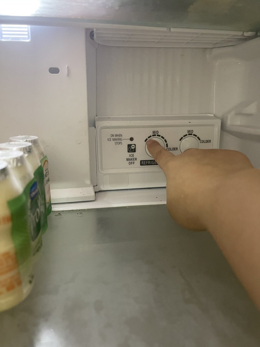 Hiện nay, các loại tủ lạnh thường có thang nhiệt độ từ 0 đến 7, có thể dễ dàng điều chỉnh qua nút điều khiển
