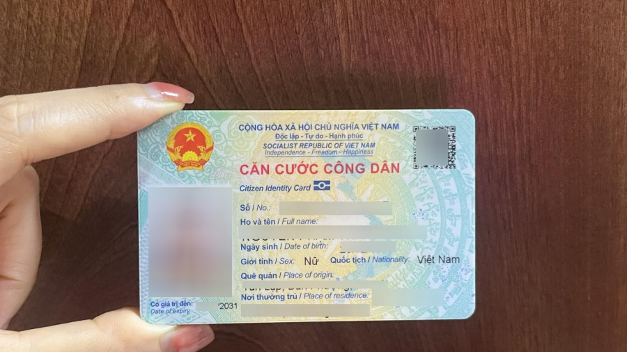 Mẫu thẻ Căn cước mới sử dụng từ ngày 1/7/2024 khác gì so với mẫu thẻ Căn cước công dân hiện nay?