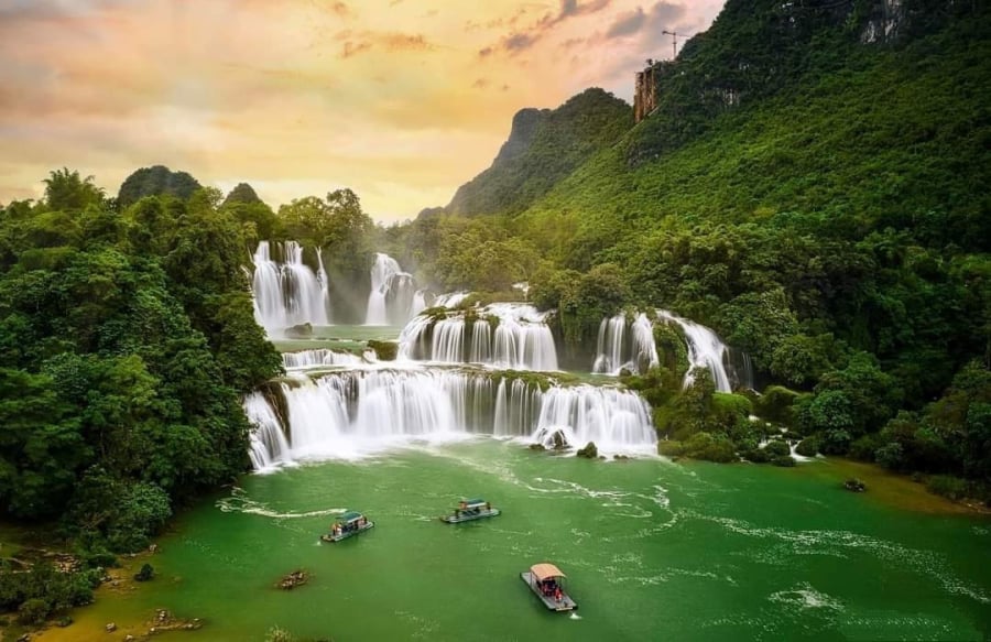 Thác Bản Giốc được xem là một trong những thác nước quyến rũ nhất Việt Nam