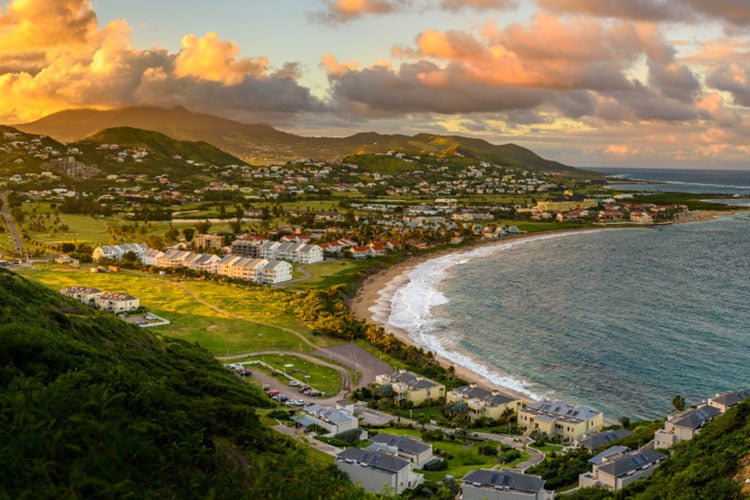 Liên bang Saint Kitts và Nevis là quốc gia nhỏ thứ 8 thế giới