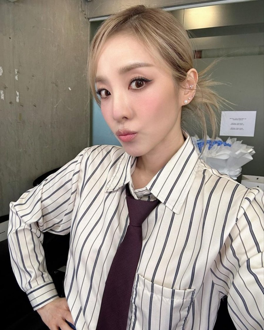 Dara đã từng chia sẻ rằng cô có thể ngủ ít nhất 10 tiếng cho một đêm ngon giấc để giúp tâm trí cô nàng được thư giãn