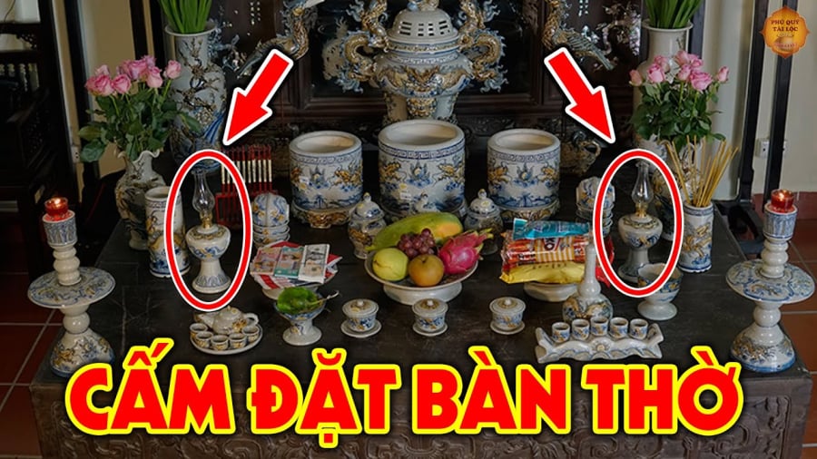 Đặt chén nước trên bàn thờ mang tới tài lộc