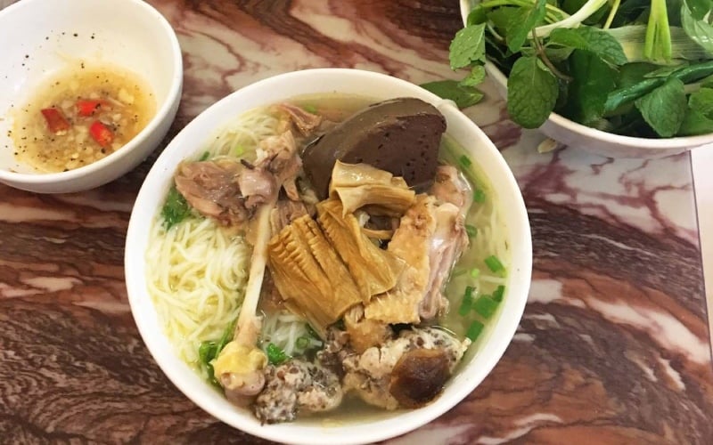 Bún ngan măng khô 