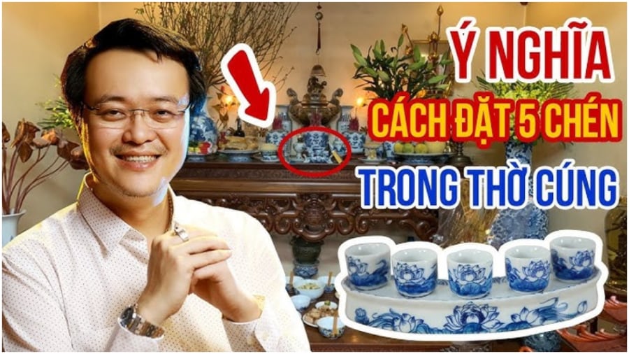 Đặt chén nước trên bàn thờ