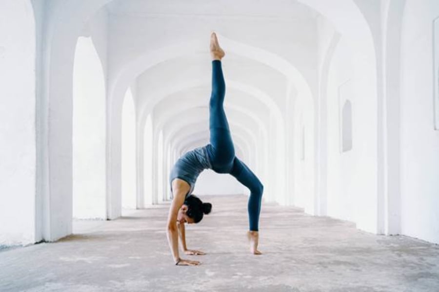 Yoga không chỉ là một bộ môn thể thao đơn thuần mà còn là một phương pháp chăm sóc sức khỏe toàn diện, từ thể chất đến tinh thần. 