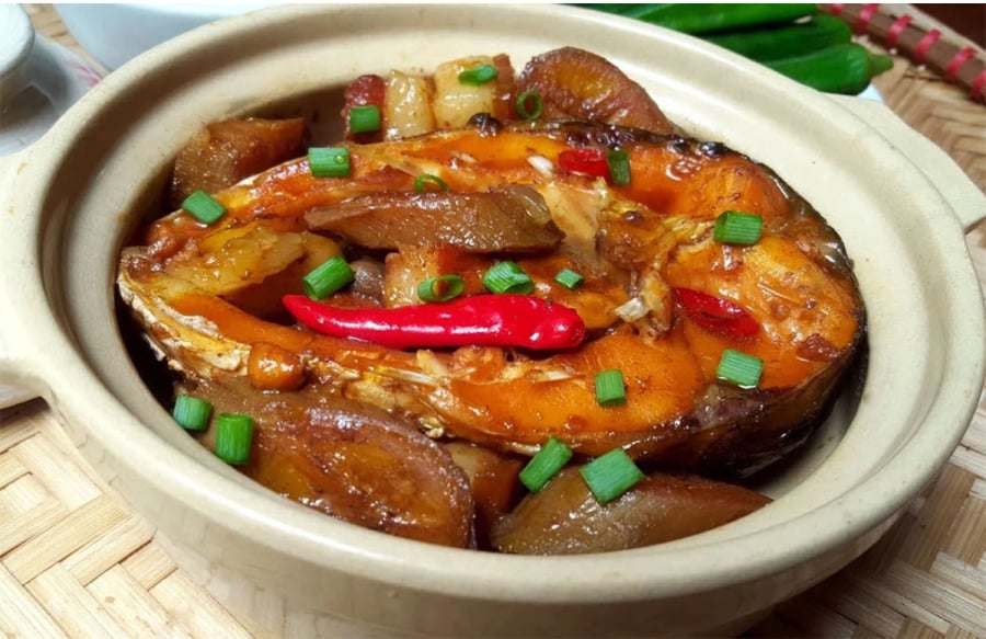 Cá trắm kho giềng