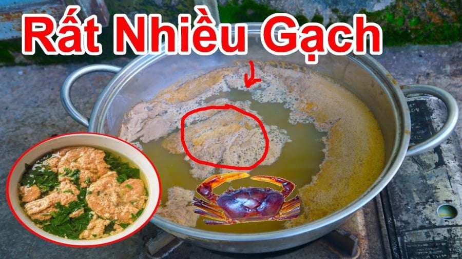 Để cua nhiều gạch bạn nên giã tay thay vì xay máy. 