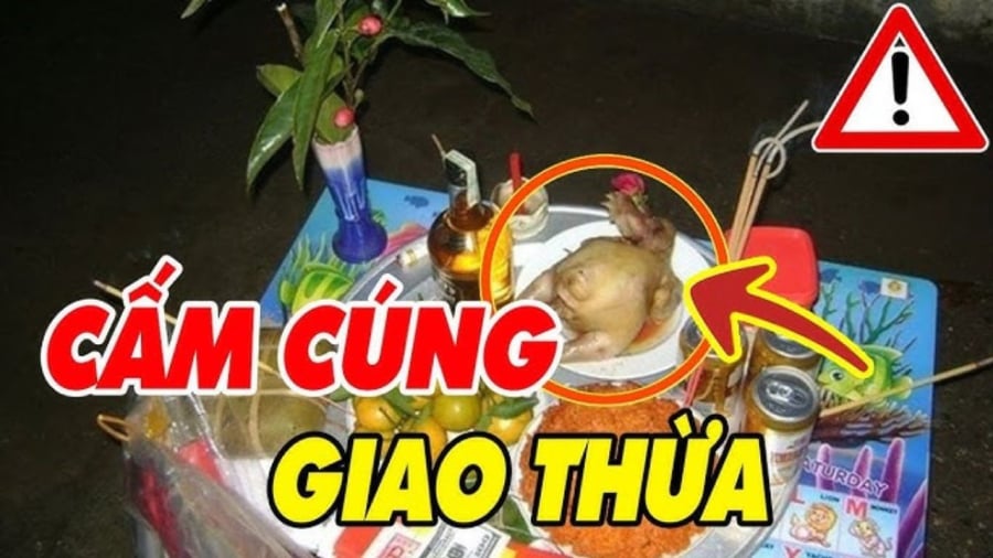 Theo quan niệm dân gian, gà trống thường được ưu tiên hơn trong lễ cúng