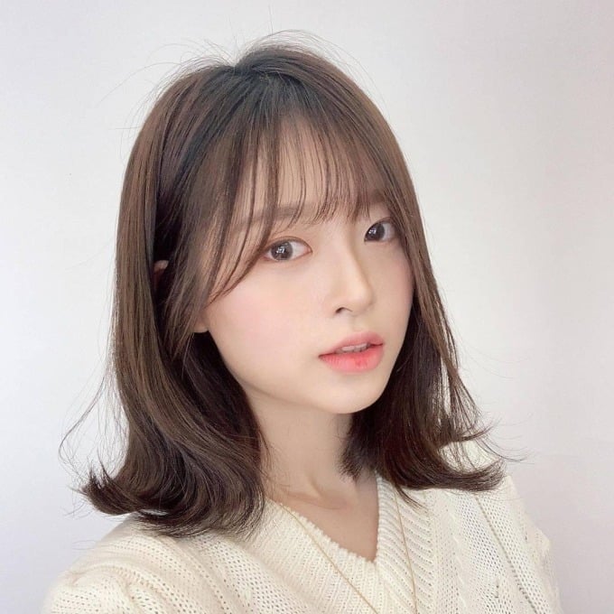 Nếu bạn sở hữu chất tóc xoăn tự nhiên, việc cắt tóc ngắn có thể không phải là lựa chọn lý tưởng.