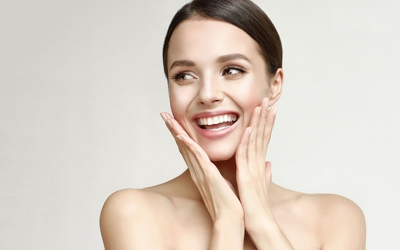Kem dưỡng ẩm là một trong những sản phẩm không thể thiếu trong quá trình chăm sóc da