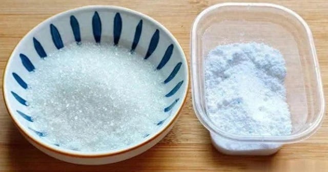 Trộn đường trắng với bột giặt đem rắc quanh nhà, hiệu quả