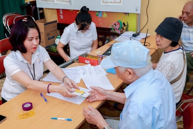 Từ 1-7-2025: Người từ 60 tuổi không có lương hưu được thêm 1 quyền lợi, cao chưa từng có  