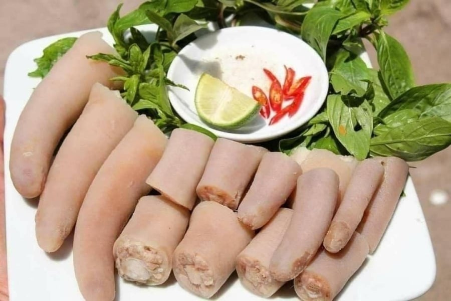 Cũng giống như xương lưỡi liềm, xương đuôi lợn là một phần ít được chú ý nhưng lại mang lại nhiều lợi ích cho sức khỏe.