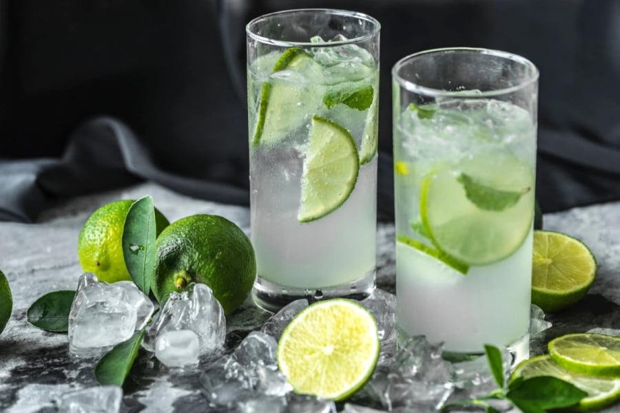 Nước chanh tươi giúp giải nhiệt cực tốt vào mùa hè