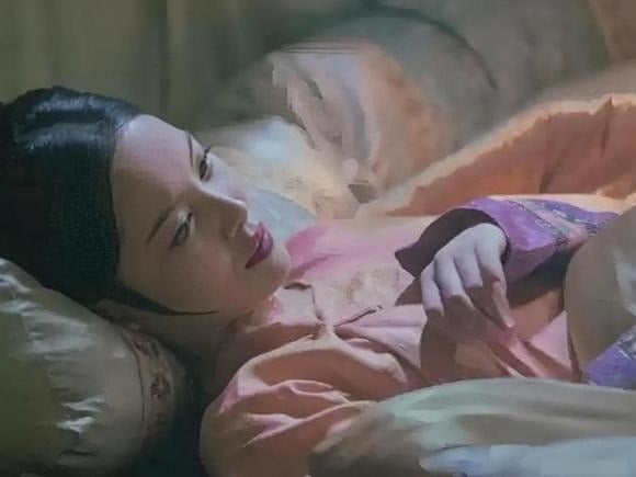 Trong văn hóa Á Đông nói chung và người Việt nói riêng, phương hướng trong giấc ngủ không chỉ liên quan đến khoa học sức khỏe mà còn chịu ảnh hưởng lớn từ phong thủy và quan niệm tâm linh.