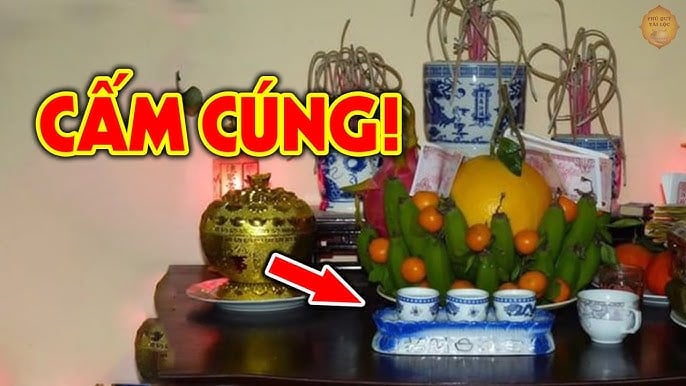 Những thứ không nên để lâu trên bàn thờ
