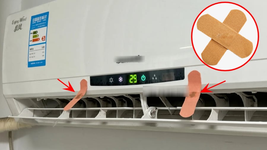 Dán urgo có thấm tinh dầu lên điều hòa sẽ giúp không khí trong phòng dễ chịu hơn.