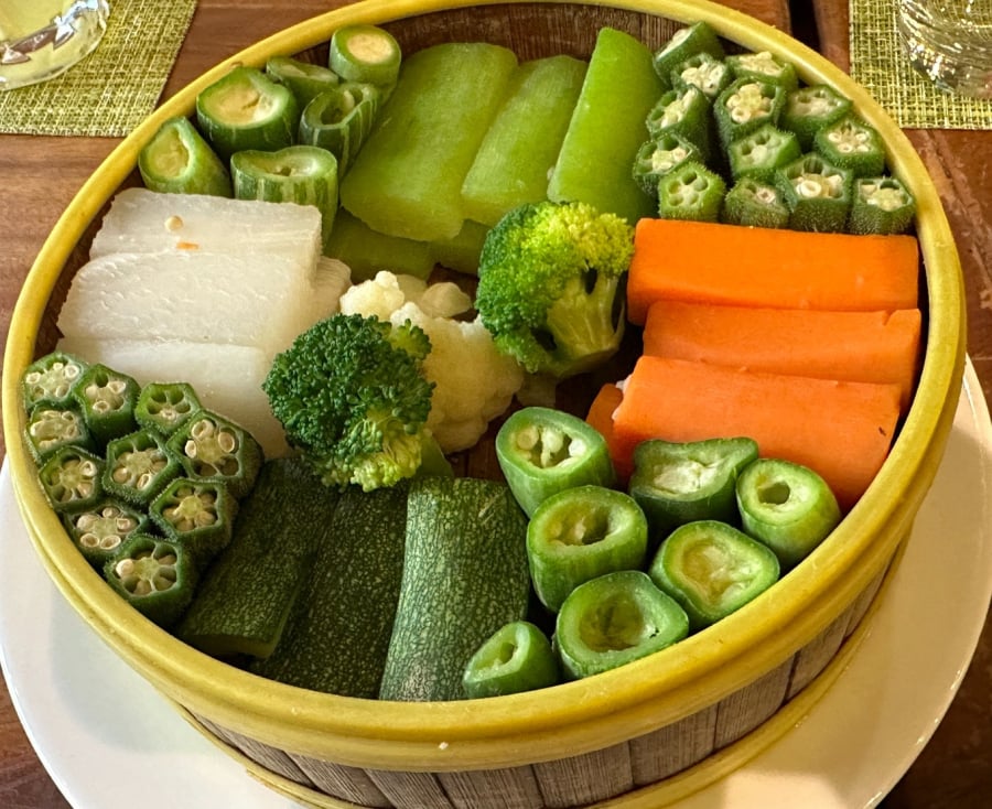 Để đánh giá chính xác mức độ gan nhiễm mỡ, người bệnh cần thực hiện xét nghiệm máu, siêu âm gan, chụp CT, hoặc trong trường hợp nghi ngờ biến chứng – sinh thiết gan để xác định mức độ tổn thương.    
