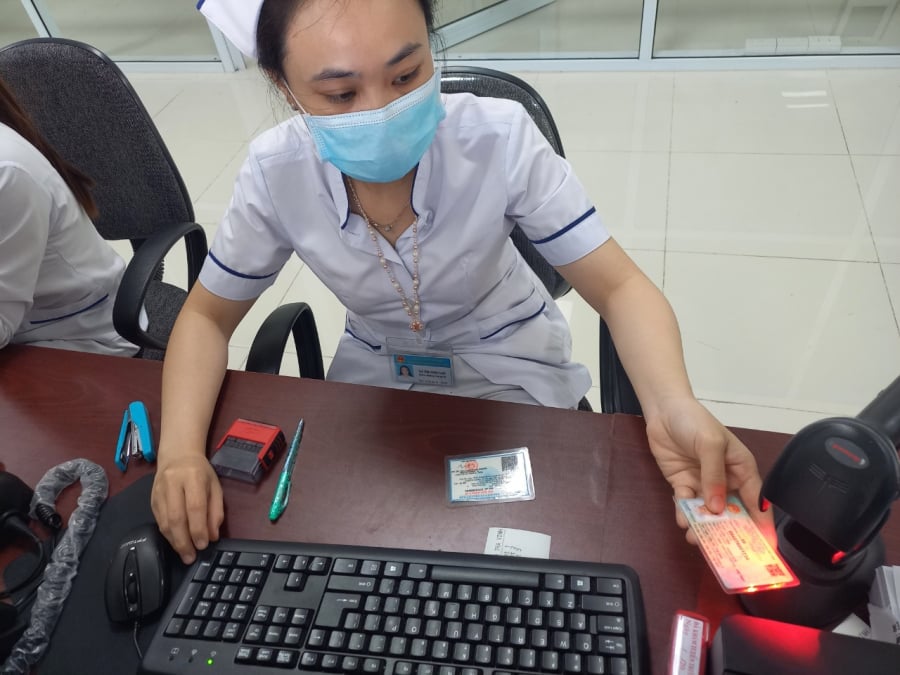 Từ 1/6/2025: 4 phương thức dùng thẻ BHYT đi khám chữa bệnh, người dân chú ý
