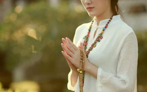 Cuộc sống không phải lúc nào cũng thuận lợi, nhưng người khôn ngoan sẽ biết tìm vận may và tránh những điều xui xẻo.