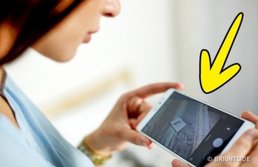 Dùng điện thoại để tìm kính
