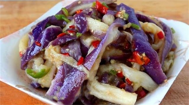 Món chay đơn giản nhưng dậy mùi hấp dẫn, rất hợp cho người ăn thanh đạm hoặc ăn chay.