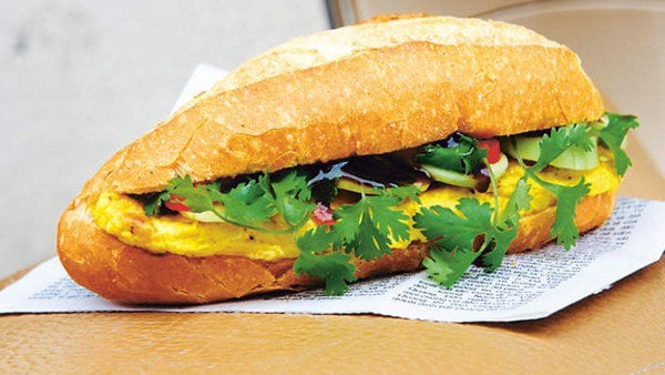 Bánh mỳ kẹp trứng